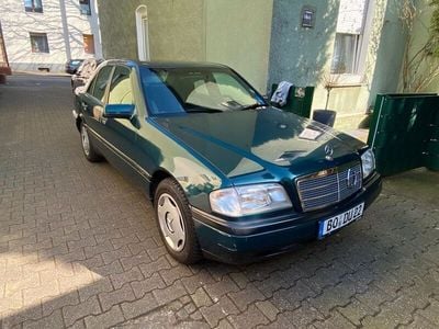Mercedes C180
