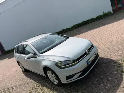 Second-hand VW Golf VII Trendline 116 CP (85 kW) 2017 Alb Break