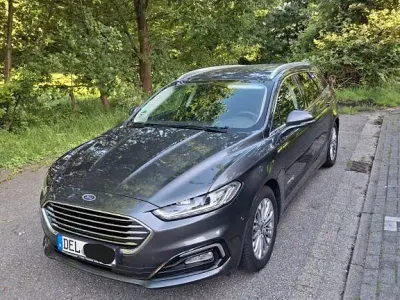 Gebraucht Ford Mondeo Titanium 188 PS (138 kW) 2019 Grau Limousine