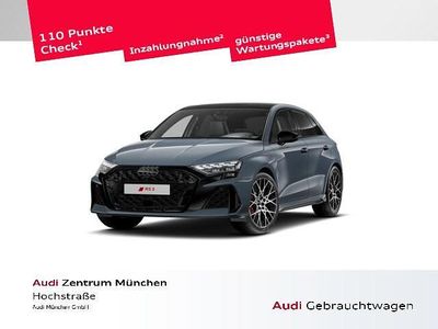 Kemoragrau metallic Neu 2025 Audi RS3 Sportback Ambiente Kleinwagen | 66.422 € (Superpreis)