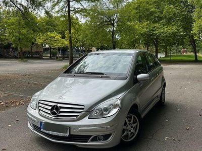 Mercedes B150