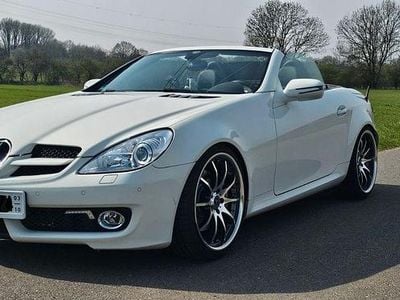 Usata Mercedes SLK350 306 CV (225 kW) 2008 Bianco Cabrio