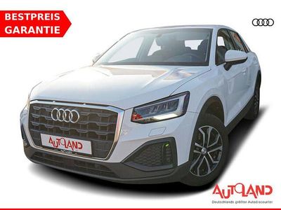 Weiß Gebraucht 2021 Audi Q2 Comfort SUV | 24.950 € (Etwas zu teuer)