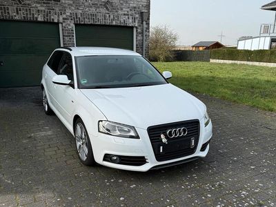 Gebraucht Audi A3 S-Line 125 PS (91 kW) 2010 Weiß Kleinwagen