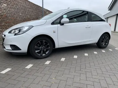 Gebraucht Opel Corsa Edition 101 PS (74 kW) 2019 Weiß Kleinwagen