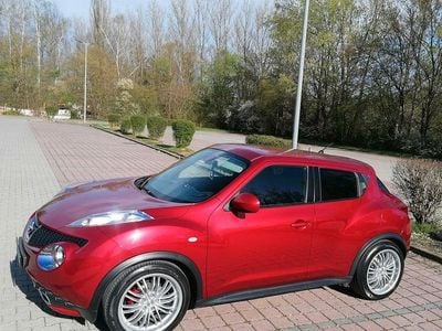 Gebraucht Nissan Juke Tekna 117 PS (86 kW) 2010 Rot SUV