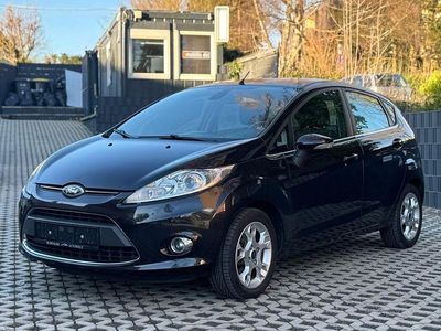 Gebraucht Ford Fiesta Titanium 82 PS (60 kW) 2011 Schwarz Kleinwagen
