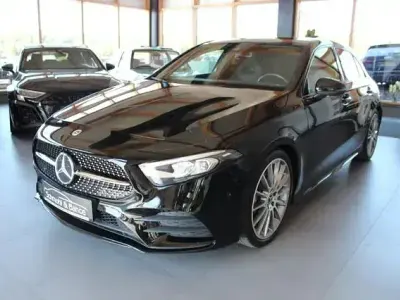 Gebraucht Mercedes A180 AMG line 116 PS (85 kW) 2023 Schwarz Limousine