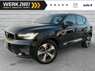 Gebraucht Volvo XC40 Core 129 PS (94 kW) 2023 Onyx black SUV