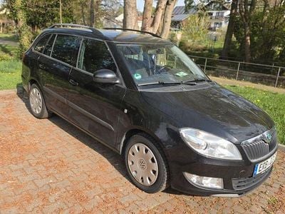 Gebraucht Skoda Fabia 105 PS (77 kW) 2011 Schwarz Kombi