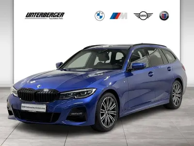 Gebraucht BMW 330 M Sport 258 PS (189 kW) 2021 M portimao blau Kombi