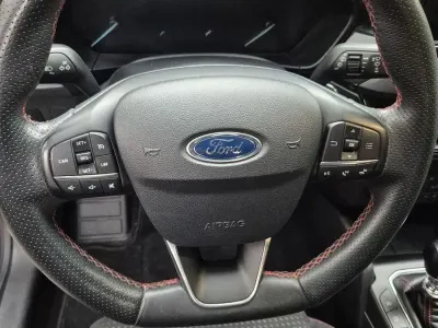 Gebraucht Ford Focus ST-Line 125 PS (91 kW) 2018 Grau Limousine