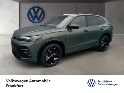 Gebraucht VW Tiguan R-line 150 PS (110 kW) 2026 Grün SUV