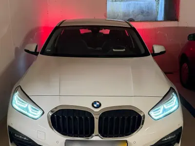 Gebraucht BMW 116 2021 Weiß Kleinwagen