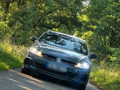 Gebraucht VW Golf VII GTI 290 PS (213 kW) 2020 Grau Limousine