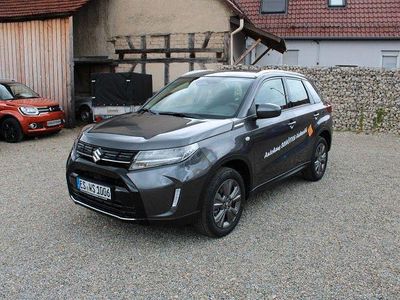 Grau Gebraucht 2025 Suzuki Vitara Club SUV | 22.222 € (Fairer Preis)