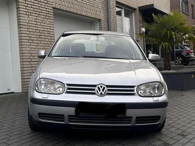 VW Golf