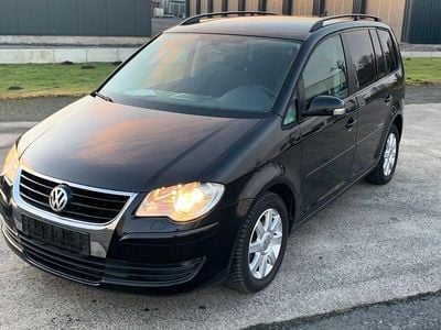 Schwarz Gebraucht 2009 VW Touran United Van / Kleinbus | 6.800 € (Fairer Preis)