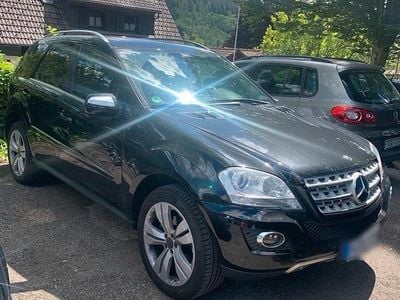 Gebraucht Mercedes ML320 224 PS (164 kW) 2009 Schwarz SUV