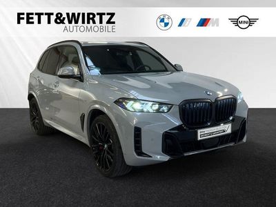 Brooklyn grau metallic Gebraucht 2025 BMW X5 M Sport SUV | 89.800 € (Fairer Preis)