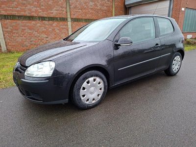 Schwarz Gebraucht 2005 VW Golf IV Limousine | 2.499 € (Fairer Preis)