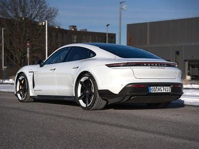 Gebraucht Porsche Taycan Turbo S 559 kW (761 PS) 2020 Weiß Limousine