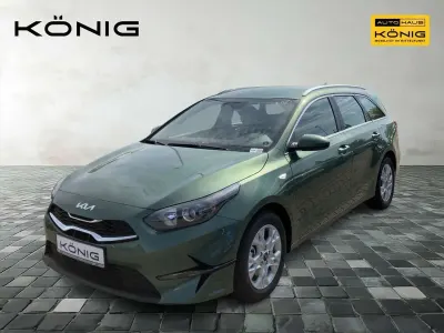 Gebraucht Kia Ceed Sportswagon Vision 140 PS (102 kW) 2025 Grün Kombi