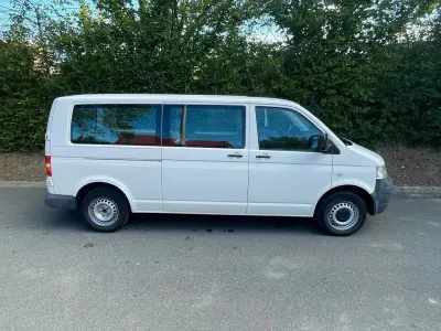 Gebraucht VW Caravelle 102 PS (75 kW) 2009 Weiß Van