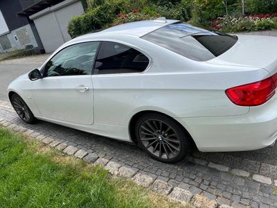 BMW 325