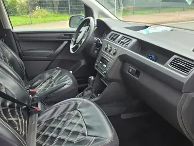 Gebraucht VW Caddy 102 PS (75 kW) 2020 Weiß Van / Kleinbus