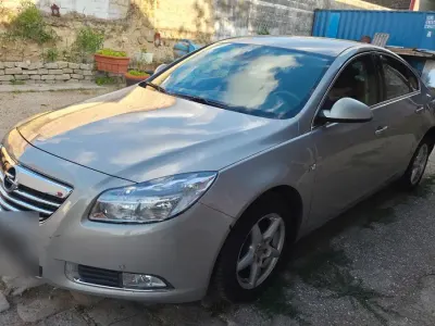 Gebraucht Opel Insignia 130 PS (95 kW) 2010 Limousine