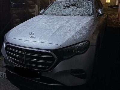 Silber Gebraucht 2024 Mercedes E200 Exclusive Limousine | 48.900 € (Superpreis)