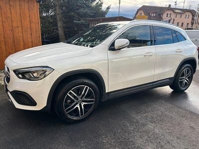 Gebraucht Mercedes GLA200 Progressive 163 PS (119 kW) 2020 Weiß SUV