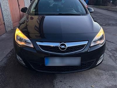 Gebraucht Opel Astra 110 PS (80 kW) 2012 Schwarz Kombi