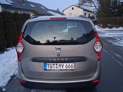 Gebraucht Dacia Lodgy Ambiance 83 PS (61 kW) 2012 Braun Van / Kleinbus