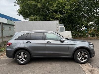 Mercedes GLC300e