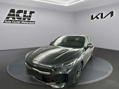 Gebraucht Kia Stinger GT 366 PS (269 kW) 2022 Panthera metallic Kleinwagen
