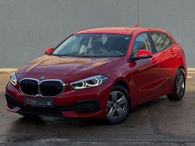 Rot Gebraucht 2022 BMW 118 Advantage Kleinwagen | 20.990 € (Fairer Preis)