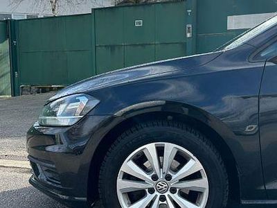 Gebraucht VW Golf VII Join 86 PS (63 kW) 2018 Schwarz Limousine