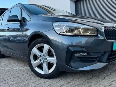 Gebraucht BMW 220 190 PS (139 kW) 2022 Grau Van / Kleinbus