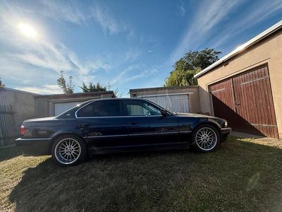 BMW 735
