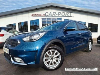 Second-hand Kia Niro Spirit 105 CP (77 kW) 2016 Albastru SUV