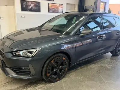 Używany Cupra Leon 150 KM (110 kW) 2021 Szary Sedan/Limuzyna