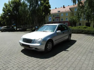 Gebraucht Mercedes C220 143 PS (105 kW) 2001 Silber Limousine