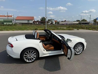 Fiat 124 Spider