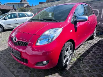 Brugt Toyota Yaris 100 HK (73 kW) 2009 Rød Hatchback