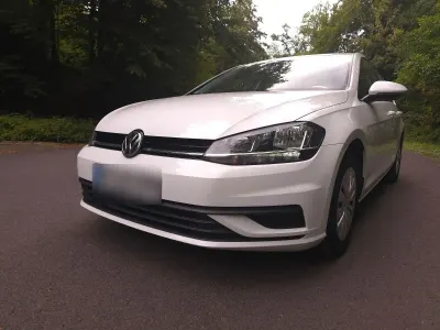 Gebraucht VW Golf VII Trendline 86 PS (63 kW) 2017 Weiß Limousine
