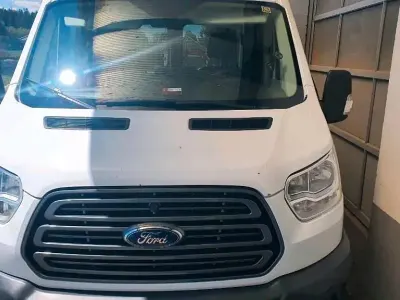 Gebraucht Ford Transit 105 PS (77 kW) 2018 Weiß Van
