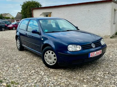 Gebraucht VW Golf IV 101 PS (74 kW) 1999 Blau Kleinwagen
