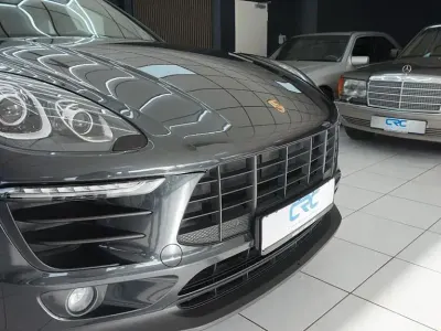 Gebraucht Porsche Macan 252 PS (185 kW) 2018 Grau SUV